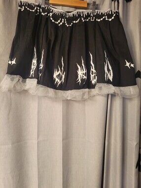 Dolls kill Black and White Printed Skirt